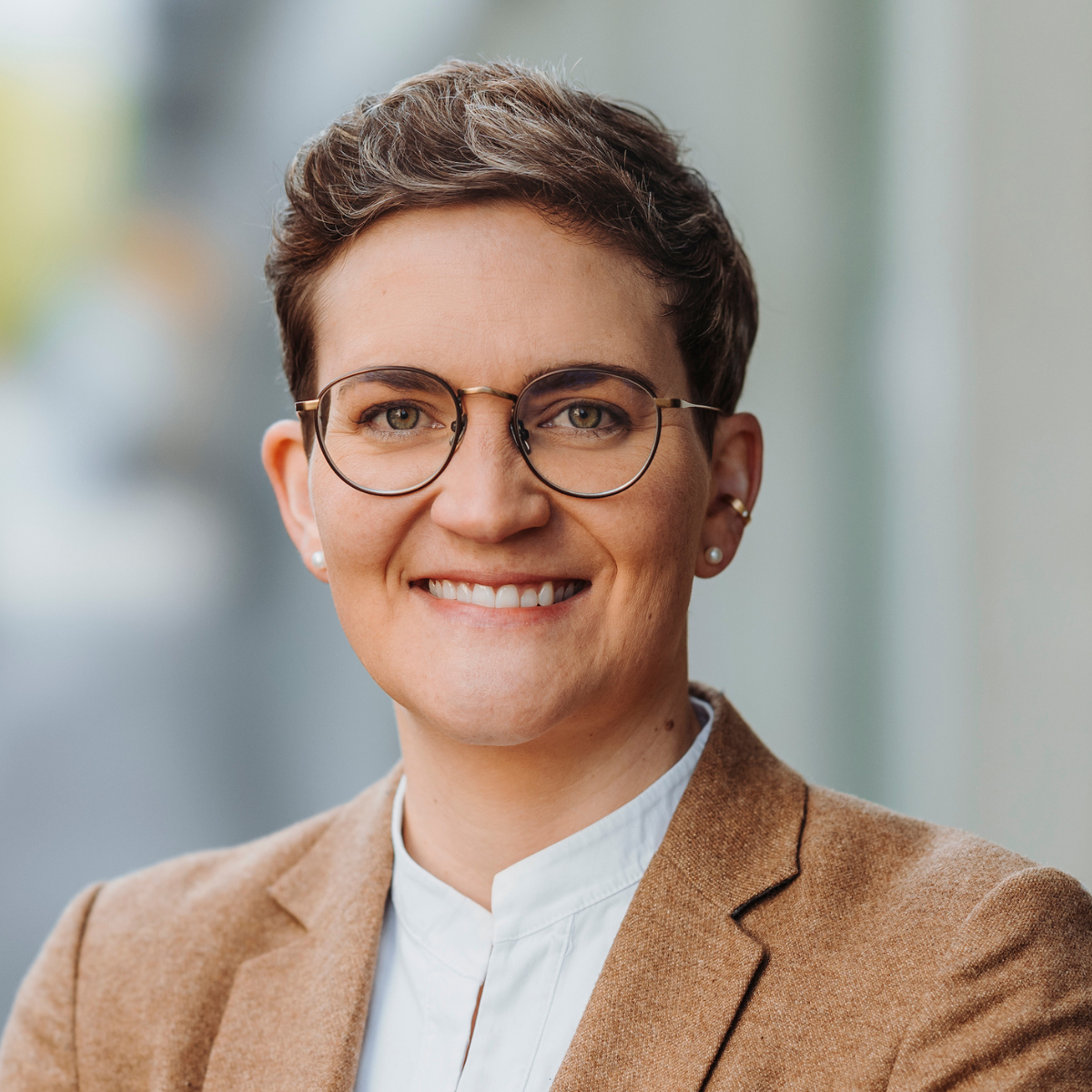Dr. Anne-Sophie Morand Dr. Anne-Sophie Morand