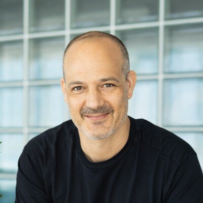 Stefan Lienhard Stefan Lienhard